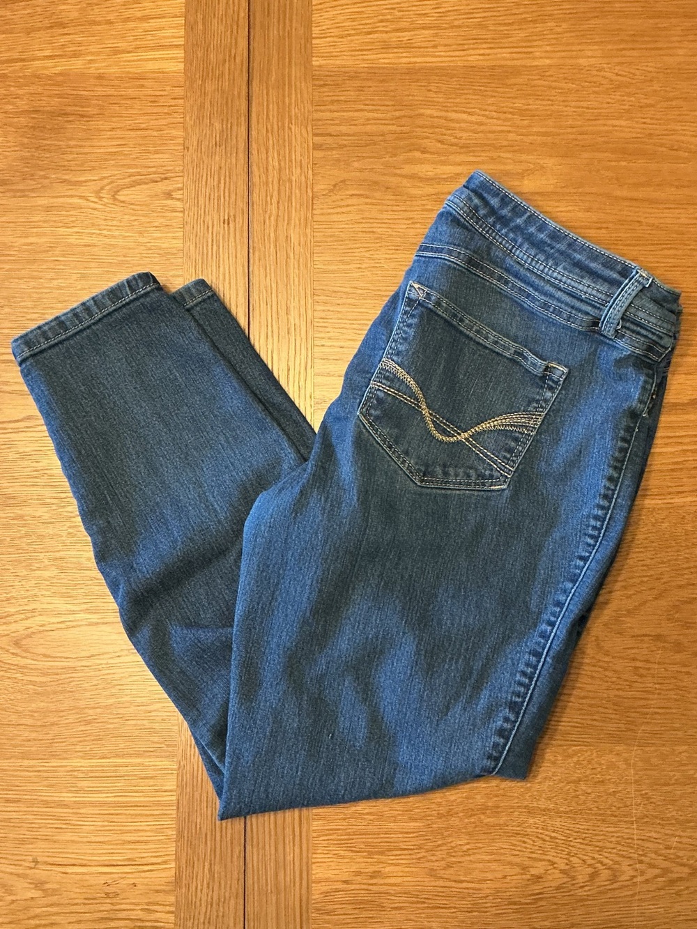 Womenโs Blue Denim Jeans - Classic Mid Wash